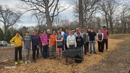 Group Photo of March Oak Grove Volunteer project 
