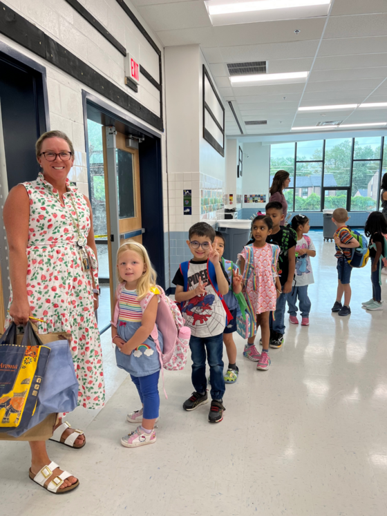 kindergarten students and teacher
