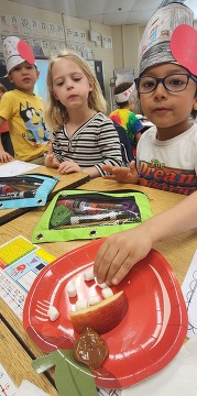 First graders learn to use their senses