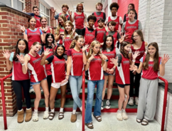 Herndon MS Cross Country runners in new uniforms