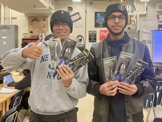 students accepting prizes