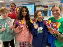 students with Thanksgiving math projects