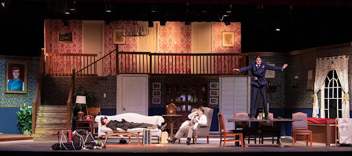 students act while on stage