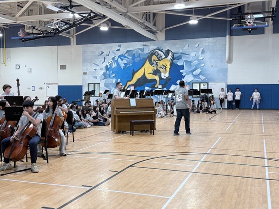 Performing arts students at the rising 7th grade orientation
