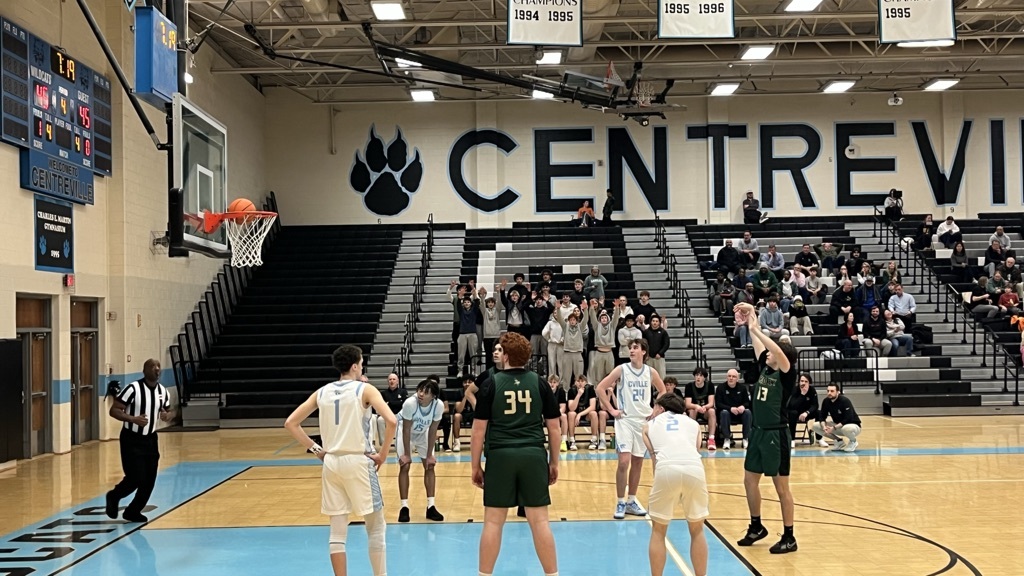 Langley HS Boys Basketball vs. Centreville HS.