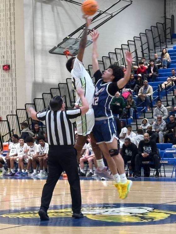 basketball tipoff