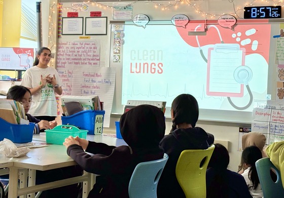 CleanLungs presenting to 5th Graders