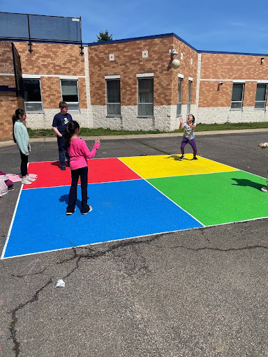 4 sq
