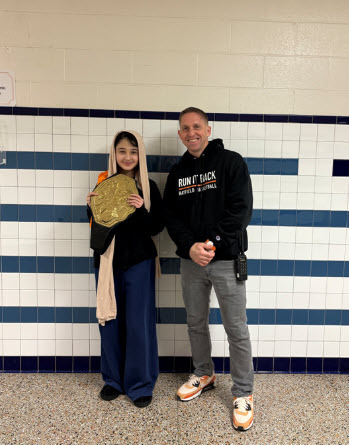 MS SOSA and student winner of the word of the week