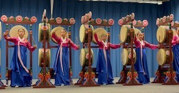We enjoyed seeing and hearing a performance of traditional Korean drumming.