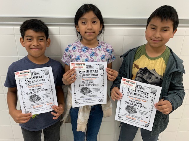 Students with their Certificates