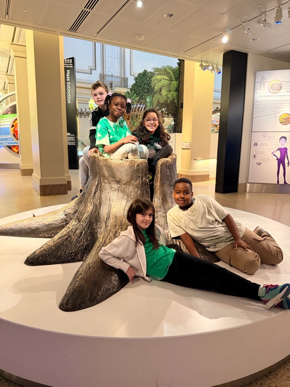3rd graders at the Natural History Museum