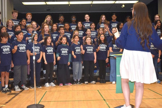A picture of the Stenwood chorus