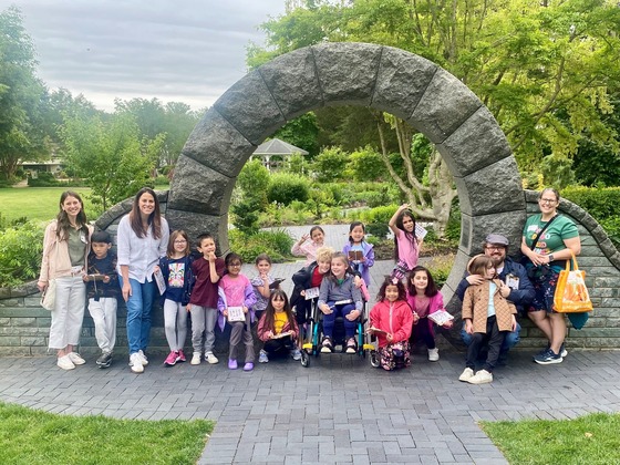picture of 2nd graders at Moon Gate Garden
