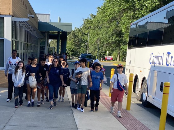 Image of sixth grade field trip