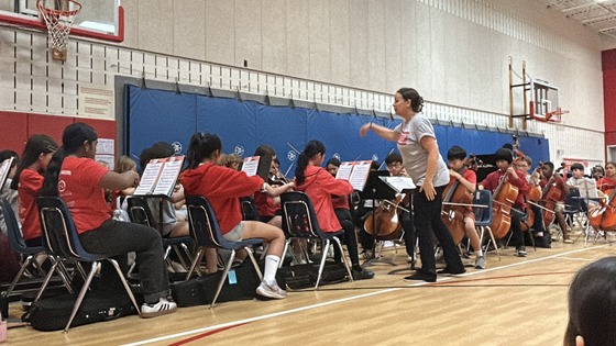 4th grade orchestra students