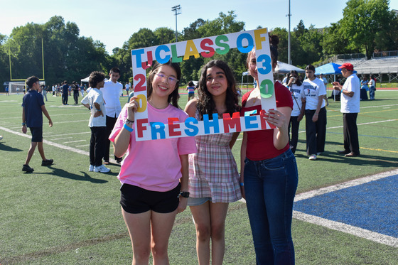 3 incoming TJ freshman holding a welcome Class of 2030 frame