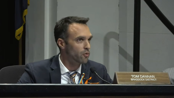 Tom Dannan Speaking about responsible technology use at school board meeting