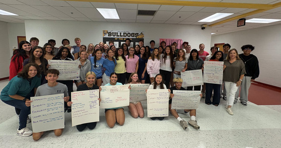 peer helping group picture