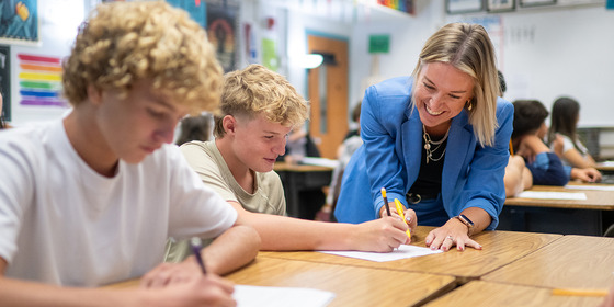 ms. cincinnatti with students in a classroom