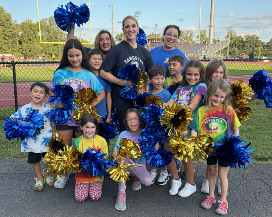 Principals/Students Cheer for Pyramid Night!