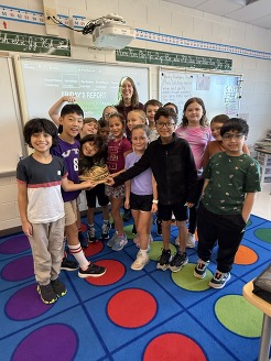 Photo of Ms. Thomas' class