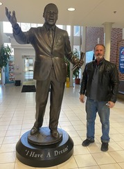 Martin Luther King Statue with artist Jeffery Lee