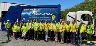 Electric trash truck group photo