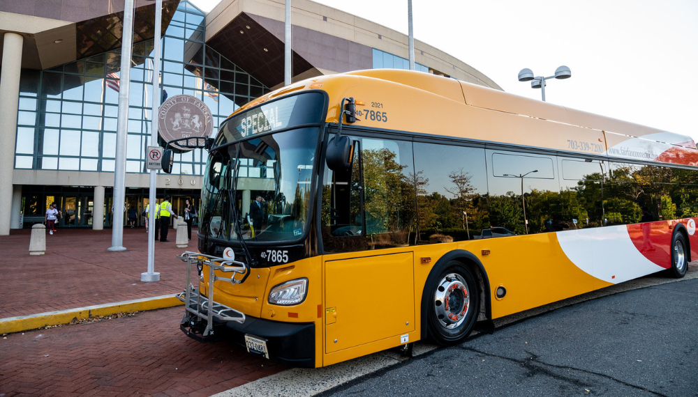 Image of Fairfax Connector bus parked outside of the Fairfax County Government Center