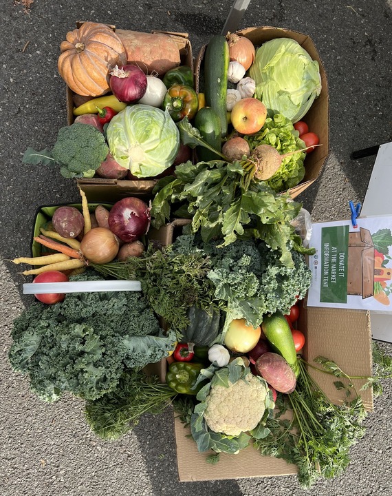 Farmer Market Nourish Your Neighbor Program