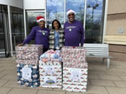 donors with santa hats