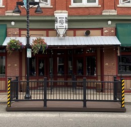 Parklet in place in front of Rail Hop'n