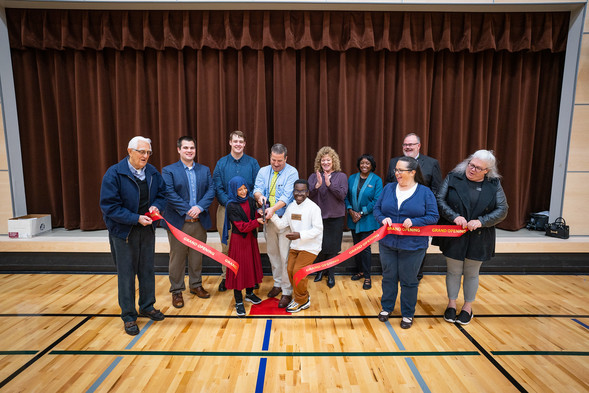 Mayor Nancy Backus and others at a ribbon cutting ceremony at Lea Hill Elementary School 