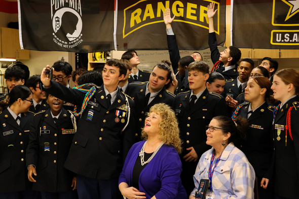 Auburn School District JROTC students taking a selfie with Mayor Nancy Backus