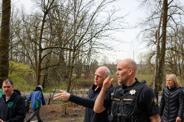 King County Sheriff's Deputy talking with Rep. Adam Smith