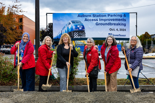 Auburn City Councilmembers and Auburn Mayor Nancy Backus