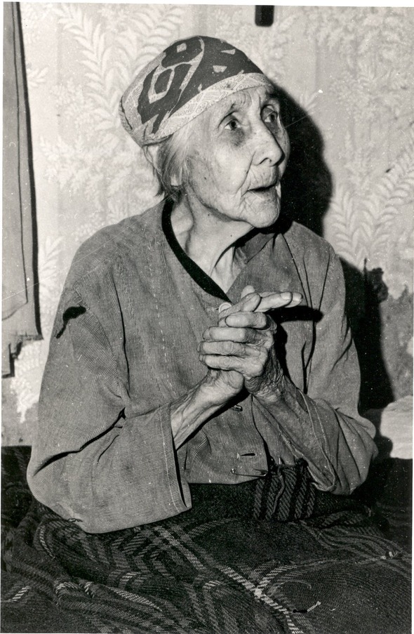 An elderly Native American woman 