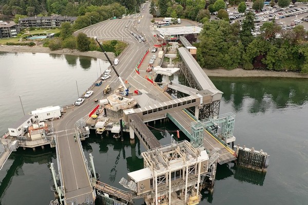 aerial view of holding lanes and trestle at Bainbridge Island during construction