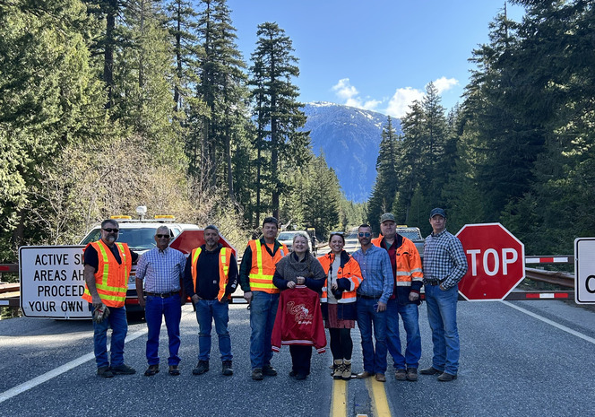 SR 20 North Cascades Highway 2025 reopening group
