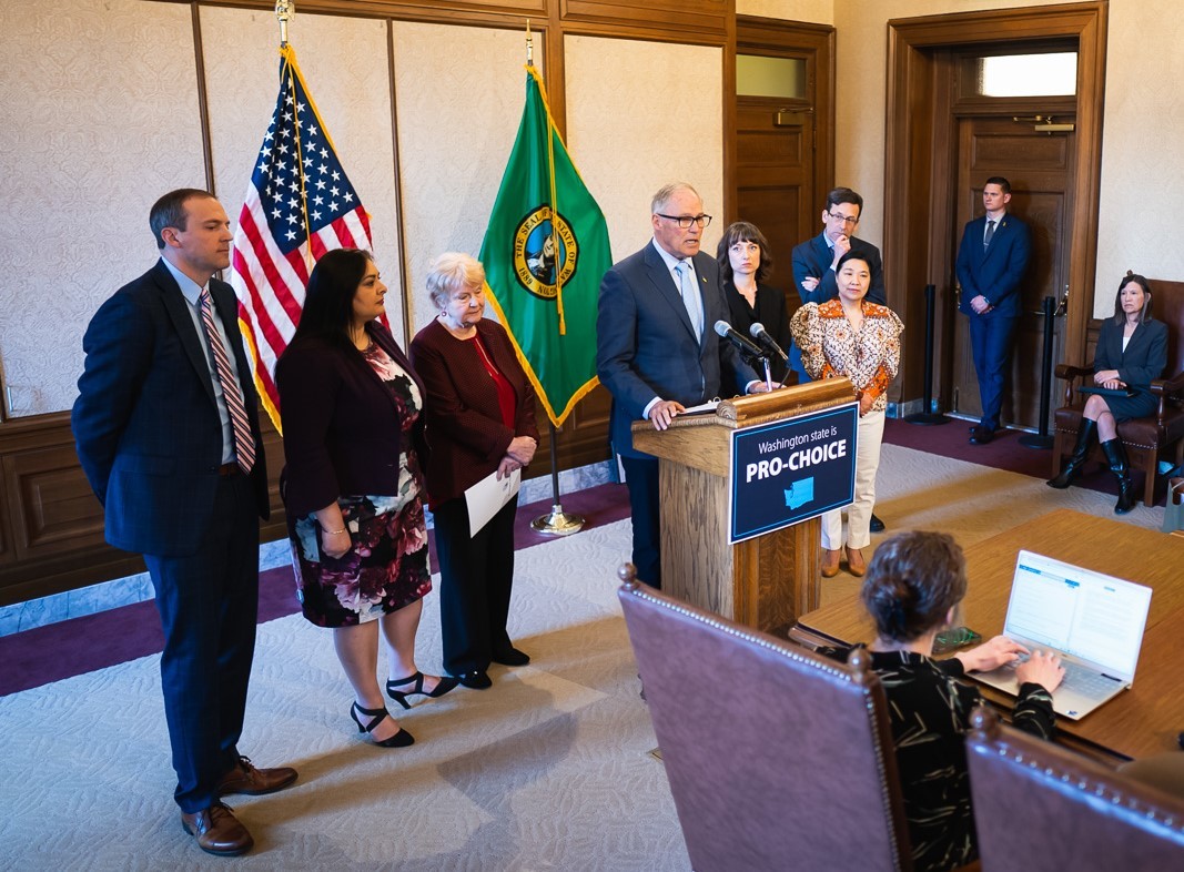 Gov. Inslee, AG Ferguson and legislators