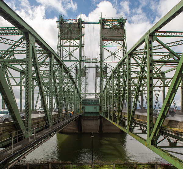 The I-5 Interstate Bridge spans the Columbia River.