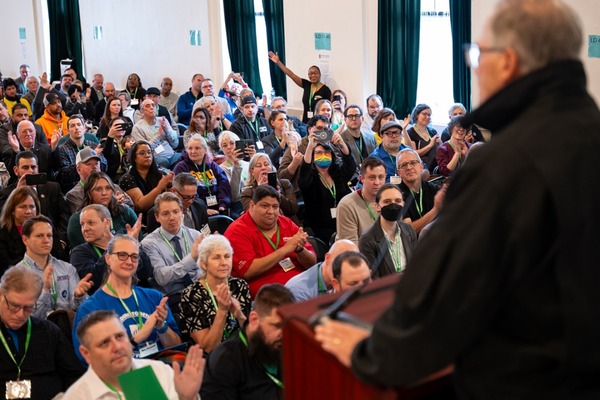 Gov. Jay Inslee addresses a gathering of the Washington State Labor Council last winter.