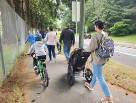 People walking and rolling to school 