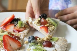 No-Bake Fruit Pizzas