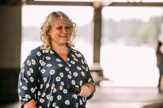 Mayor Dana Ralph at Lake Meridian Park Pavilion Speaking