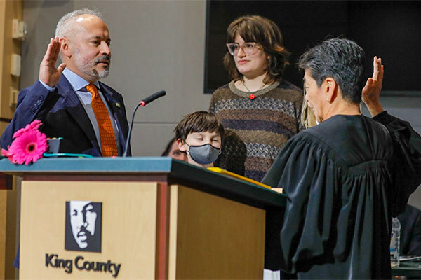King County Councilmember Jorge L. Barón is sworn in.