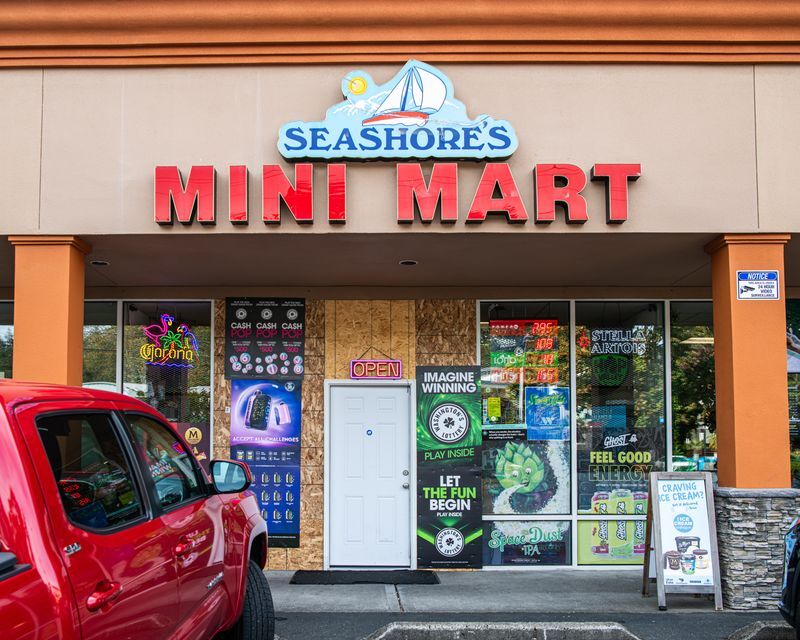 Seashore's Mini Mart