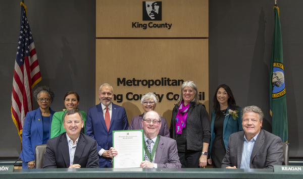 Dwight Dively with Councilmembers.