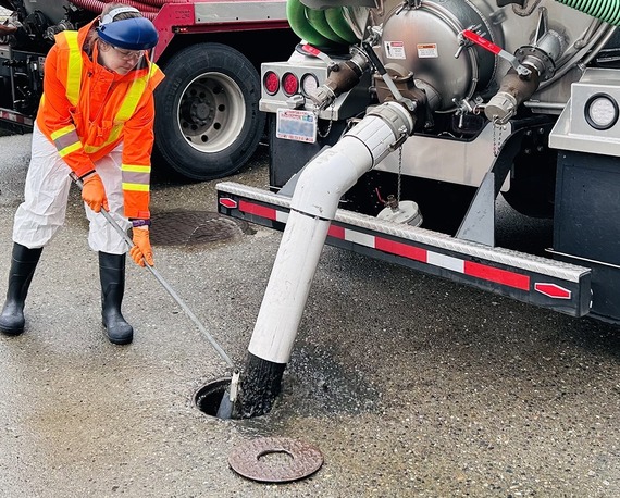 KCIW septage sampling at South Treatment Plant 