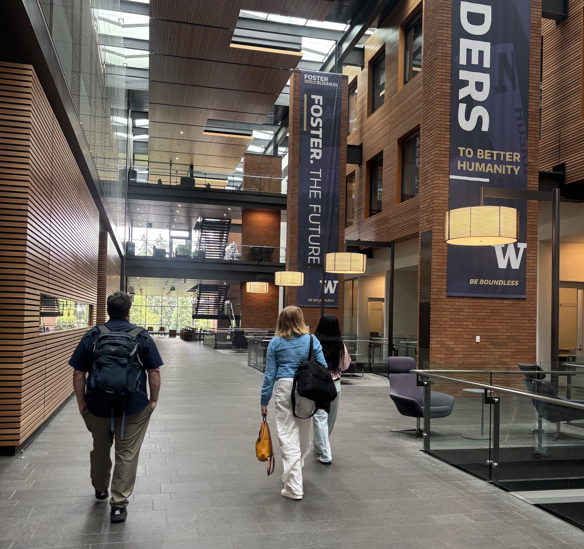 D2 Staff at University of Washington Foster School of Business 
